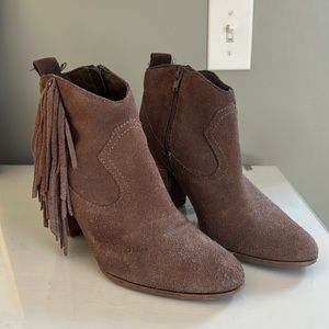 Steve Madden Western Booties